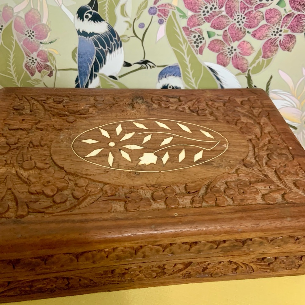 Carved Wood W/ inlaid Trinket Box India 7x5x2